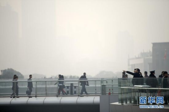 上海发布大雾橙色预警