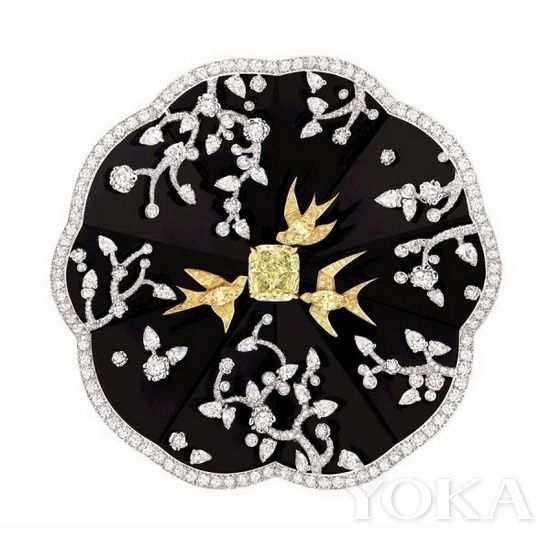 香奈儿经典山茶花元素 系列水晶钻石项链_美容