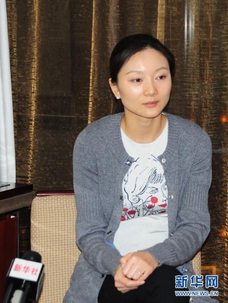 点击图片查看详情 巩俐张艺谋_张艺谋收入(2)