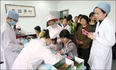 收入证明_上海区医院医生收入