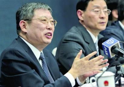 □杨雄参加徐汇代表团审议 /晨报记者 竺钢 □杨雄参加徐汇代表团审议 /晨报记者 竺钢