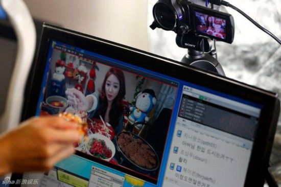 韩国<em>美女直播</em>吃饭 美女美食两不误(6)_<em>新浪</em>上海