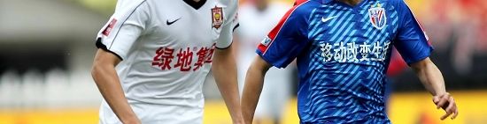 绿地集团曾出资赞助过陕西浐灞俱乐部,而这支球队的前身就是曾经的上海国际队。如今绿地集团终于在上海与申花携手并进,“绿地生花”希望能为上海足球带来复兴。 Osports 资料 绿地集团曾出资赞助过陕西浐灞俱乐部,而这支球队的前身就是曾经的上海国际队。如今绿地集团终于在上海与申花携手并进,“绿地生花”希望能为上海足球带来复兴。 Osports 资料
