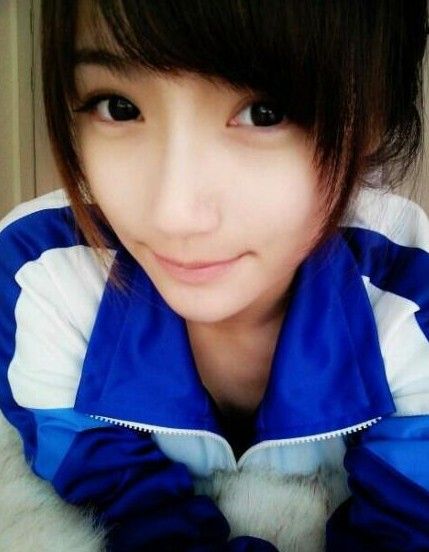 最美校服<em>女生</em>亮相《<em>一站到底</em>》_新浪上海_新