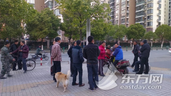 图为事故发生现场 图为事故发生现场