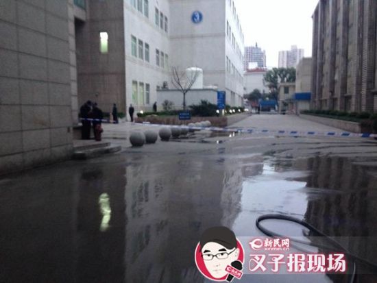 事发医院现场。新民网记者 萧君玮 摄 事发医院现场。新民网记者 萧君玮 摄