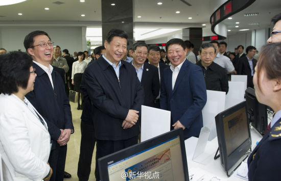 习近平考察中国上海自由贸易试验区 习近平考察中国上海自由贸易试验区