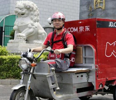 刘强东送快递(图)