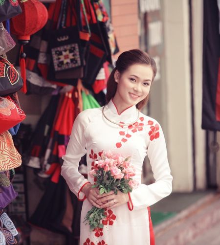 盘点去越南旅行必买的十大特产 定制奥黛