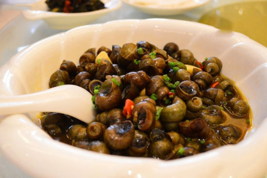 寻找沪上吃螺蛳的餐厅:鱼羊老镇之崇明味道等