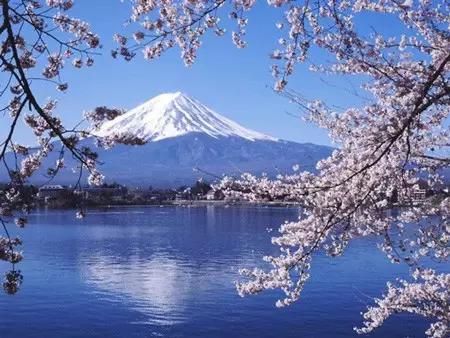 盘点外国人眼中难以理解的日本十大文化 富士山是活火山