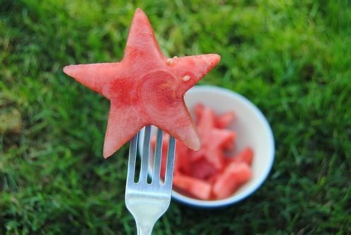 吃西瓜十大禁忌 饭前及饭后不宜吃