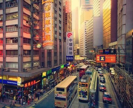 赴港购物VS内地消费 哪个更有吸引力?_潮人新品_时尚_新浪上海