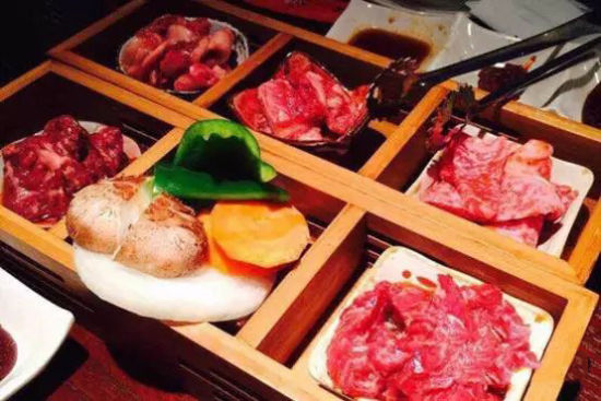 上海烤肉人均_烤肉拌饭图片