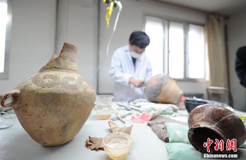 盘点10大奇葩高薪职业 假肢技师_情感花边