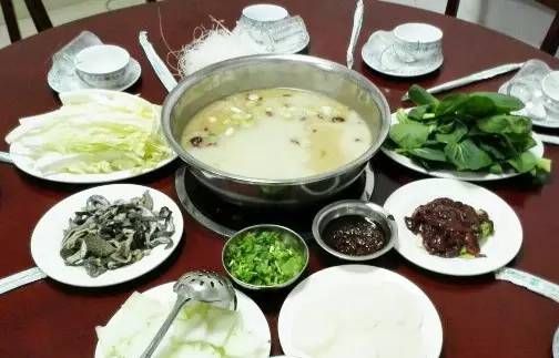 上海超嗲的羊肉餐馆盘点:卢大姐四川简阳羊肉