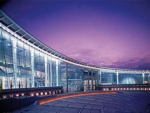 浦东景点门票价格一览:上海外滩观光隧道