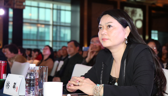 中国民生银行上海分行行长助理林敏女士