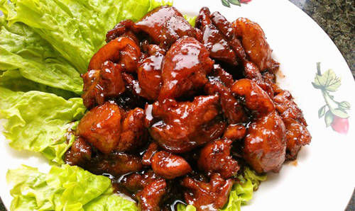 6种红烧肉的花式做法:鹌鹑蛋红烧肉等青笋绿豆炖肚子图片