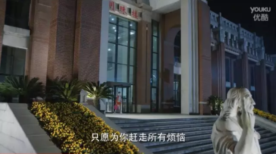 点击图片进入下一页