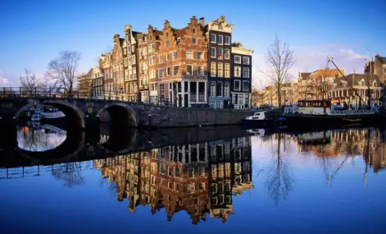 美丽水城 盘点全世界十大漂浮城市_热门旅游景