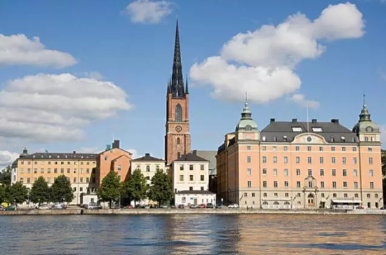 美丽水城 盘点全世界十大漂浮城市_热门旅游景