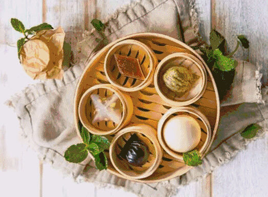 点击图片进入下一页