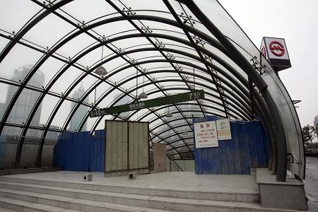 2、4、6、9号线碰头 世纪大道站成国内首个4线换乘站_新浪上海_新浪网