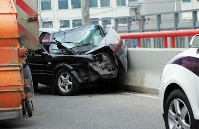 杨浦大桥车祸肇事司机接受询问时跳高架坠亡