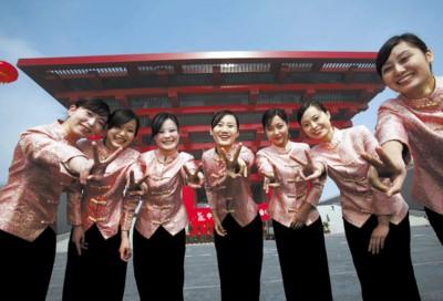 世博中国馆“东方之冠”昨竣工 尽显中国元素(图)