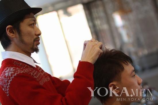 个性<em>鬓角发型</em>打造过程以及TIPS(4)_新浪上海_