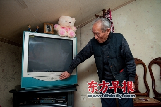 杨浦区变压器老化短路 百余户居民家电被烧坏