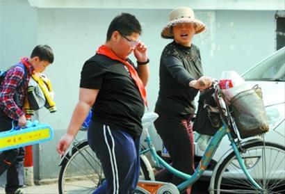上海儿童肥胖率已接近发达国家 病源多因祖辈