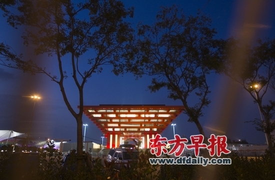 点击图片进入下一页