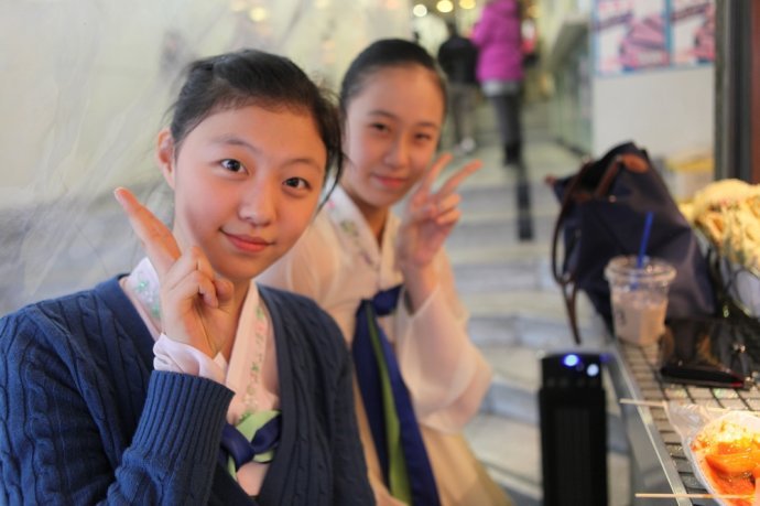 驴友实拍韩国人最爱的夜间大排档_新浪上海旅游