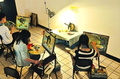 美术考级泛滥被指团体作案 只要花钱培训都能