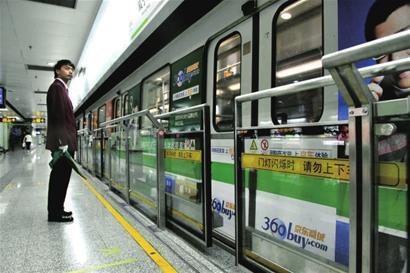 威宁路安全门试点效果良好。(资料图) 威宁路安全门试点效果良好。(资料图)