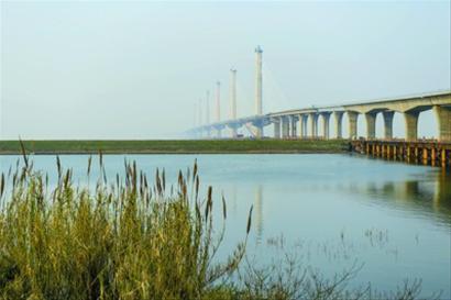嘉绍跨海大桥6月底通车 上海到绍兴车程缩短一半