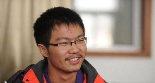 盘点2013各省高考状元 <em>双胞胎姐妹</em>分获文理状