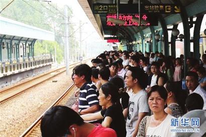 一列车“趴窝”1号线受影响超1小时 一列车“趴窝”1号线受影响超1小时