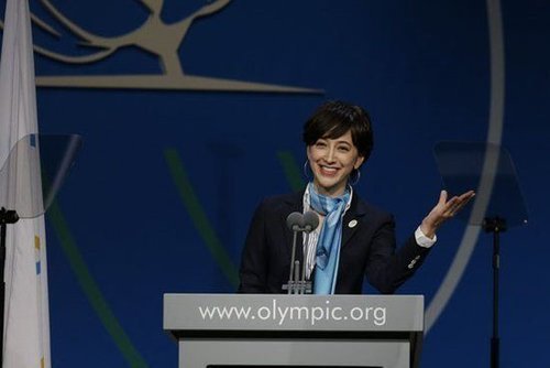 东京最美申奥主播 穿一条白色<em>蕾丝内裤</em>(2)_新浪
