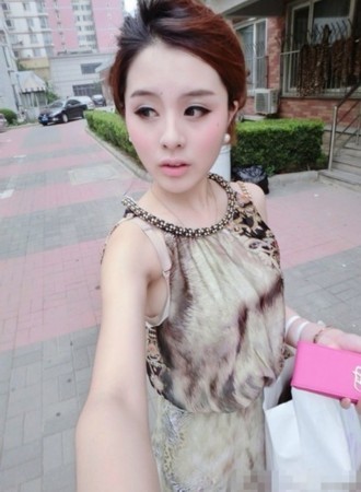 <em>娜美</em>身材<em>妹</em> 自曝风骚私照(图)(20)_新浪上海_新