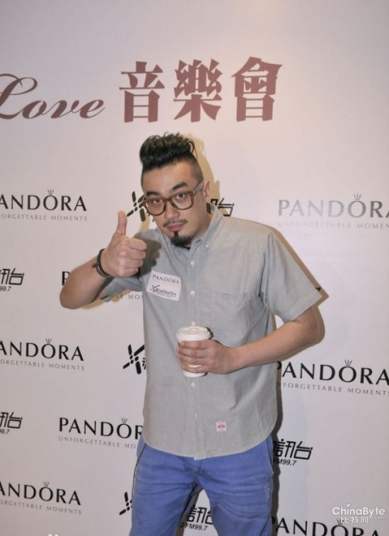 47岁林忆莲将大婚 女儿当伴娘(4)