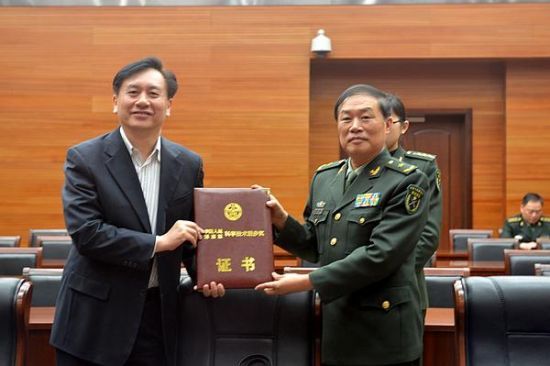 双方商定,将进一步扩大合作的领域和深度,为促进军地融合,科技强军作出更多更大的贡献。 双方商定,将进一步扩大合作的领域和深度,为促进军地融合,科技强军作出更多更大的贡献。