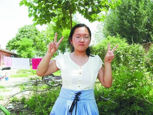 河南省平顶山市郏县一高毕业生,目前仅14周岁的李佳乐