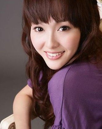 唐嫣年赚3.2亿[多图]