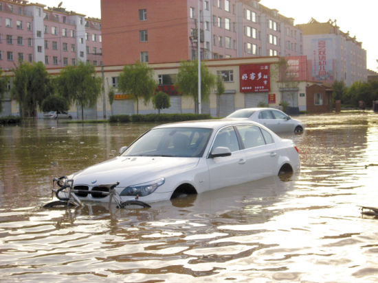 余姚洪涝城 超7成被淹成汪洋百年一遇(图)_新浪上海_新浪网
