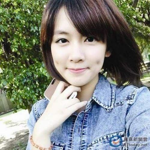 牛仔裤加夹脚拖,自认随兴邋遢,日前13强决定赛,是陈昊宇自参赛以来第