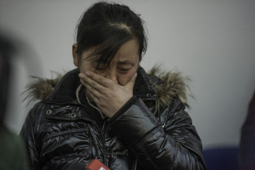 母亲为儿在京上学办假证 受审流泪认罪(图)(4)