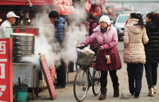 卖发卡的女孩 让妈妈活久一点(图)(8)